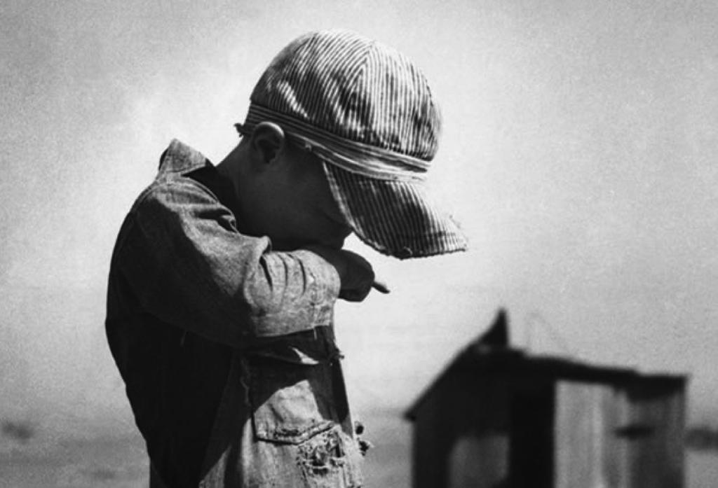of Dorothea Lange photograph Bottom left: migrant child, Oklahoma