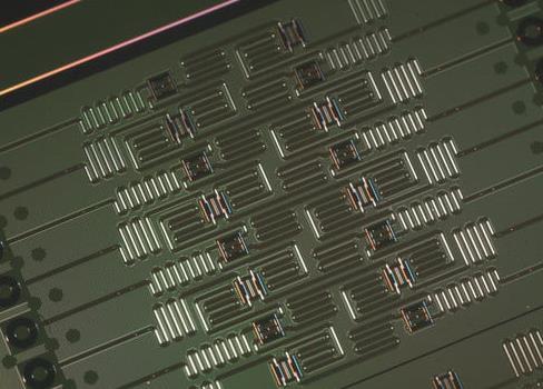 a scalable quantum chip architecture fault-tolerant quantum computing via the surface code topological