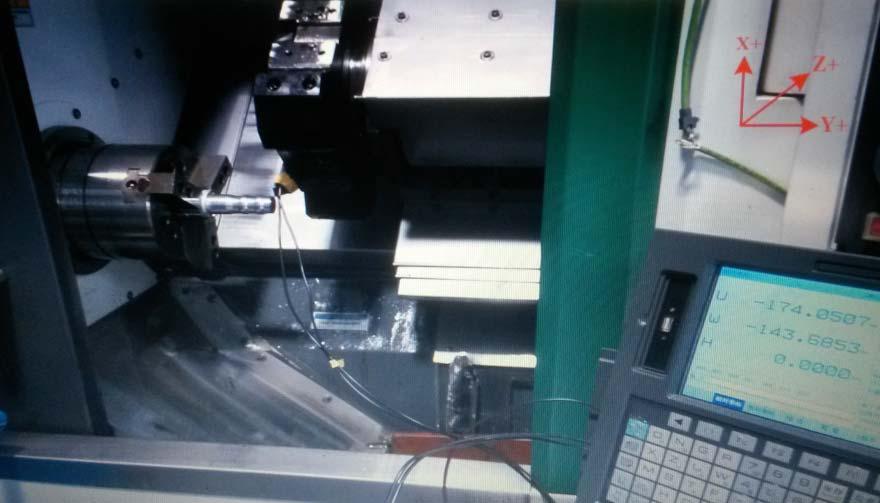 Fig.1 SJ30 oblique body CNC lathe The placemet of the temperature sesor is the ey of the thermal error compesatio effect.