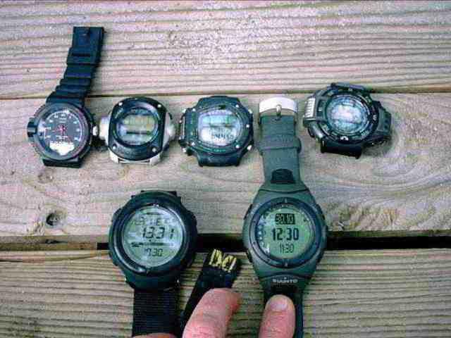 Compared to old Casio models and to the vector from left to right, top to bottom The first Casio with a barometer / altimeter / depth meter ever made.