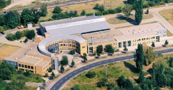 Laser Zentrum Hannover e.v. Founded in 1986 Staff: approx. 215 people Turnover: 10.9 Mio.