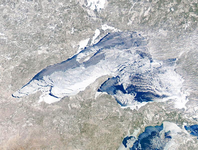 2011 Lake Superior is warming twice as fast as nearby
