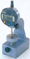 Digimatic indicator used (0.001mm resolution) Upright Gages SERIES 547, 7 The Digimatic Upright Gage offers multiple functions including GO/±NG judgment, and SPC data output.