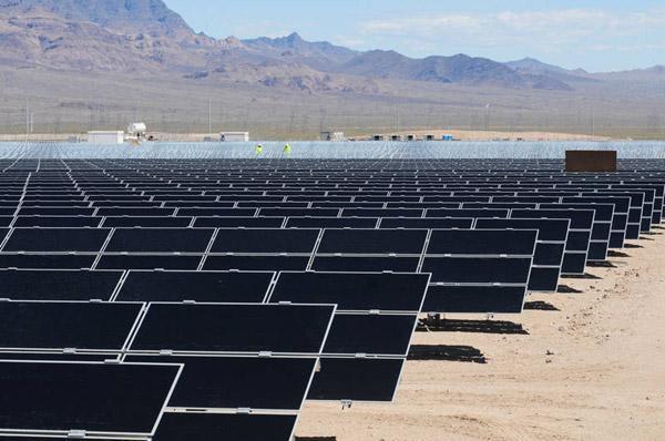 Thin film PV: Copper Mountain This 48-MW solar plant is located in Nevada
