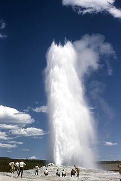 Poulation and samle: Examle 5 Old Faithful is a famous geyser in Yellowstone national ark.