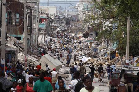 Source: http://www.pastforward.ca/perspectives/columns/10_02_05.htm At 16:53, on Wednesday, January 12th, 2010, a devastating 7.0 earthquake struck Haiti's capital, Port-au-Prince.