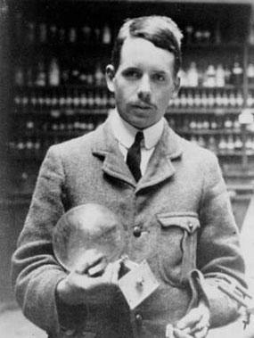 Moseley s Contribution Henry Moseley is credited for further arranging the