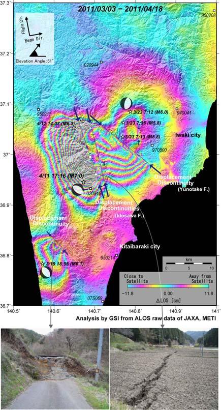 The Crustal Deformation and Fault Model of the 2011 off the Pacific Coast of Tohoku Earthquake 29 Displacement discontinuities can be recognized in not only the deformation field of the M j 7.