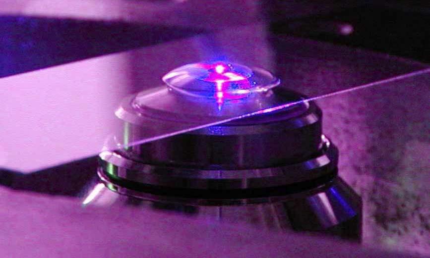 principle of single-molecule fluorescence detection laser induced fluorescence