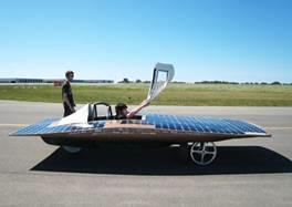 The terms global warming and alternative energy have become part of your everyday lives. The pictures above show two cars that have been designed to run on solar energy.