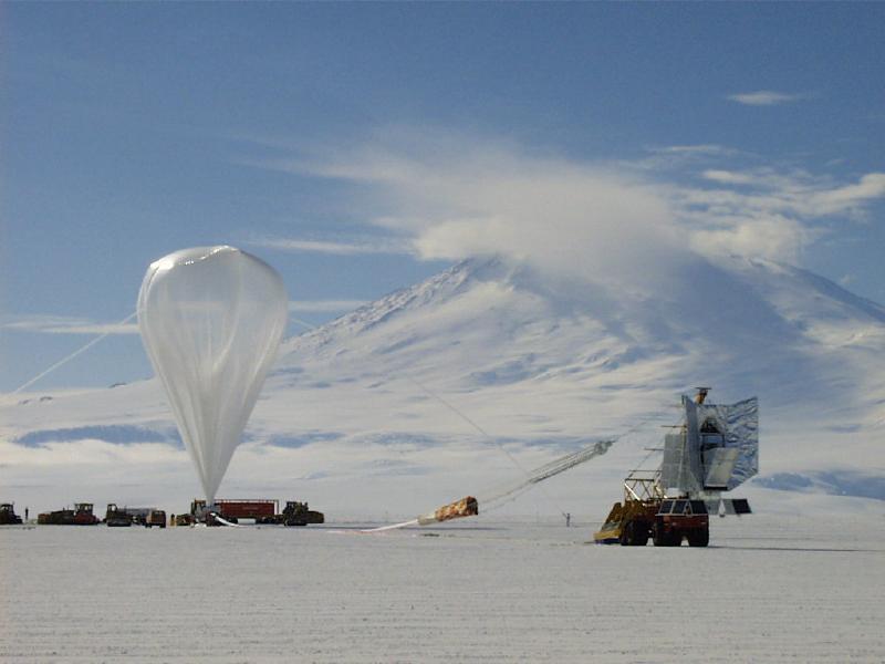 Boomerang, Maxima and others: balloons carry telescopes into stratosphere; observe between hours and weeks detectors: bolometers,