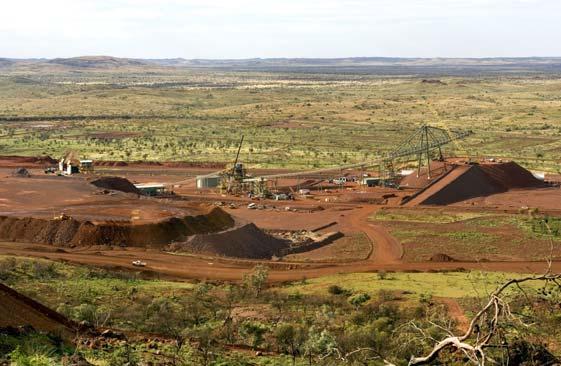 Australian Mine Production (Fe, Coal) 500 450 400 Mine production (Mt) 350 300 250 200 150 100 50 0 2004-05 2005-06 2006-07 2007-08