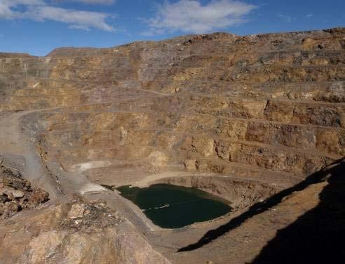 Mountain Pass Mine, Sulphide Queen Carbonatite Major Minerals: Calcite Dolomite Barite Celestite Quartz Bastnäsite site CaCO 3 CaMg(CO 3 ) 2 BaSO 4 SrSO 4 SiO 2 (REE)CO 3 F