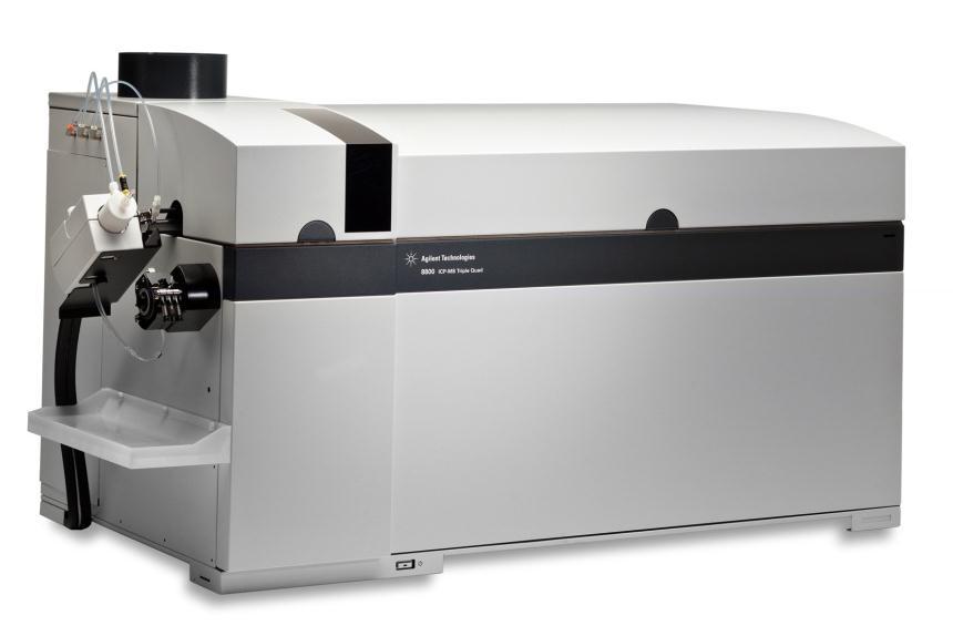 Expanding our capabilities: Agilent 8800 ICP-QQQ World s first Triple Quadrupole ICP-MS (ICP-QQQ) New modes of operation and performance not possible with quadrupole ICP-MS