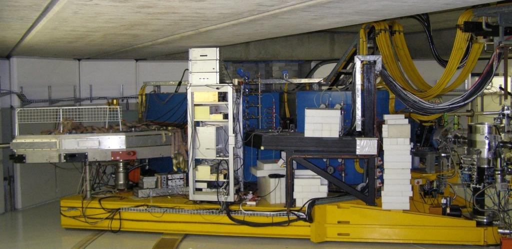 ScaWering Chamber AFRODITE K600 MagneMc Spectrometer: An