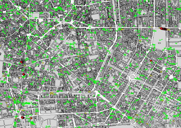 Figure 6. Road/building map of Milano superimposed to the PS displacement measurements in a commercial GIS framework.