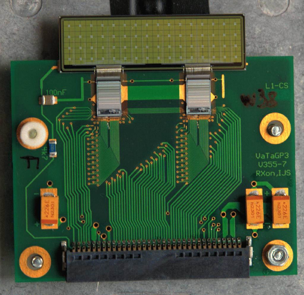 The scatterer Scatterer module consists of: silicon pad sensor : 4.8 x 1.