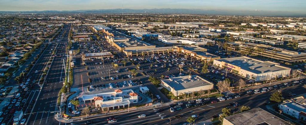 E X C L U S I V E L E A S E O F F E R I N G LISTING OVERIVEW PROPERTY ADDRESS SUITE SIZE PROPERTY TYPE USE TYPES FRONTAGE LEASE TERMS PARKING Best Plaza Shopping Center 20020-20140 Hawthorne Blvd.