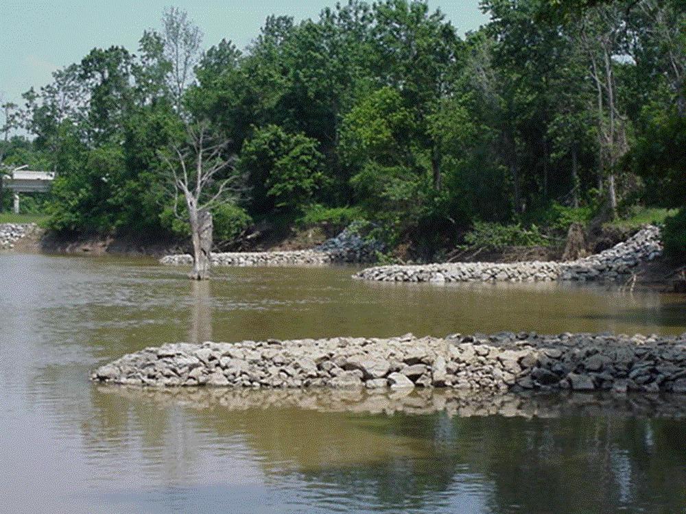 390 River Basin Management IV 1 Introduction Bank erosion and channel migration are natural responses to a shift in the equilibrium of a river system.