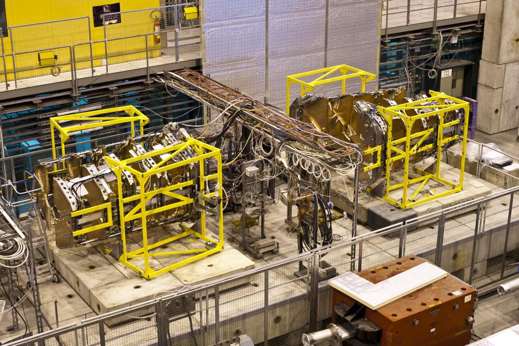 All T1 Modules Ready in the Test Beam Zone Successfully tested with pion and muon beams in May June Both arms are completely assembled and equipped in the test beam line H8.