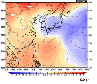 (Chapter 1 Climate in 2015) sustained wet and cloudy conditions in areas from western to eastern Japan.
