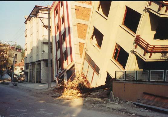 Liquefaction Damage, Adapazari, Turkey, 1999 Instructional Material Complementing FEMA 451, Design Examples Geotechnical 15-4 - 58 History repeats.