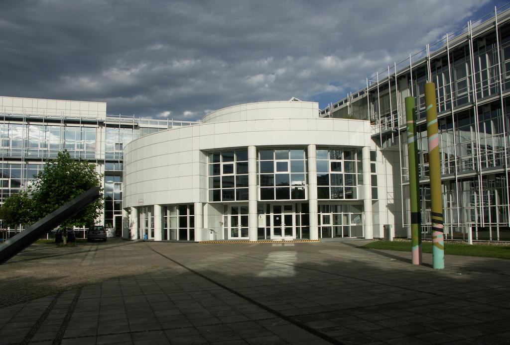 Max Planck Institut für Polymer Forschung, Mainz Transport