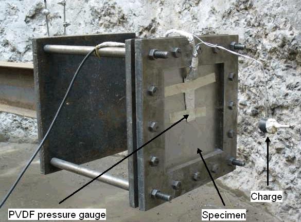 history at this point. Figure 3-4 (a) shows the gauge, which was wrapped by aluminium foils to avoid possible damage caused by explosion heat.