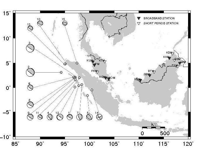 41 Figure 1 : Strong motion network across Malaysia (as in 2007) which recorded 15 earthquake events selected for the study.