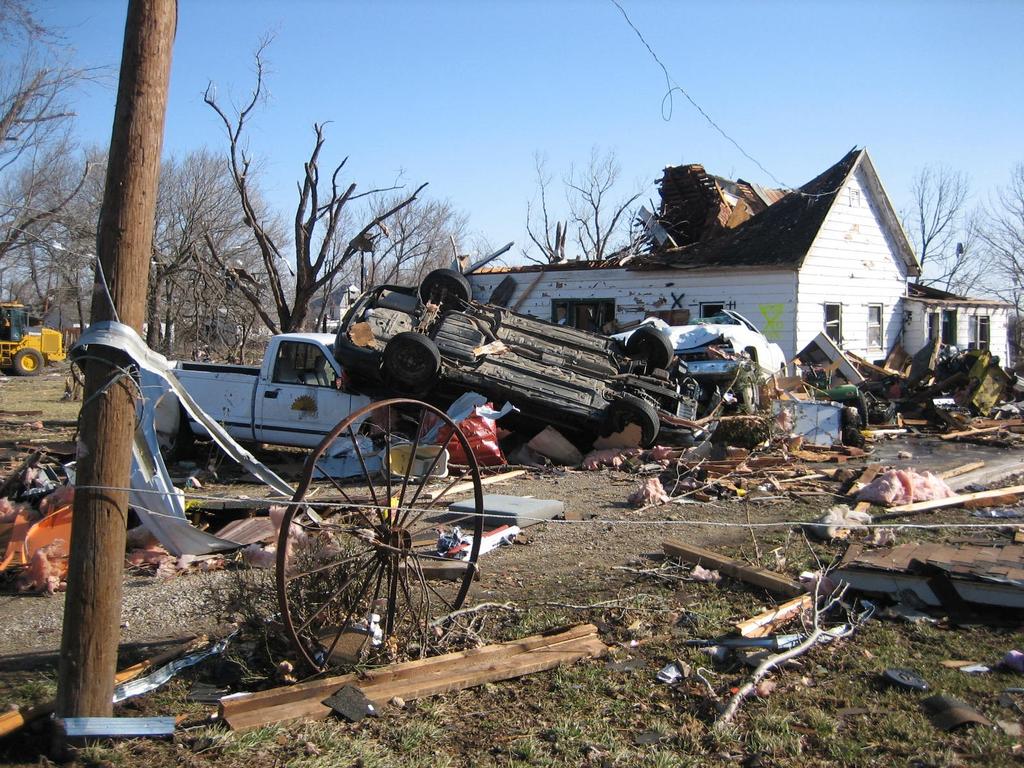 2012 Severe Weather Summary Northeast and North Central Kansas National Weather Service-Topeka, KS The 2012 severe weather season remained relatively quiet across northeast Kansas; however, there
