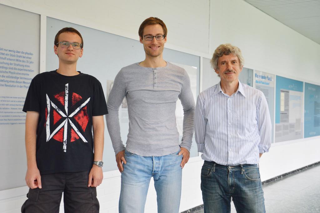 Tobias Dornheim, Simon Groth, and Michael Bonitz (picture courtesy J. Siekmann) Bonitz group homepage: http://www.theo-physik.uni-kiel.