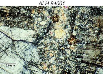 http://www.psrd.hawaii.edu/may10/youngeralh84001.html 3 Rotating microscope stage [LEFT] Crushed portion of the ALH 84001 meteorite, as seen in a thin section.
