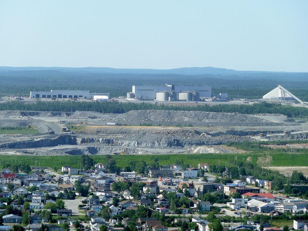 NORTHWEST QUEBEC VISIBLE GOLD MINES EXCLUSIVE FOCUS AND ONE OF THE WORLD S FRIENDLIEST AND MOST PROLIFIC AREAS FOR MINING AND