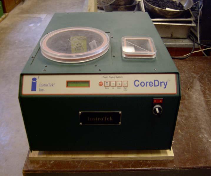 Cross and Pokhrel 3 EVALUATION OF VACUUM DRYING FOR DETERMINATION OF BULK SPECIFIC GRAVITY OF HMA SAMPLES INTRODUCTION Determination of bulk specific gravity (Gmb) of bituminous paving mixtures is an
