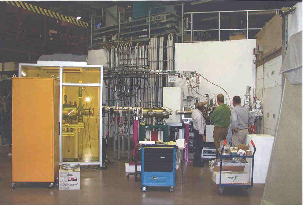 EUV Beamline at the Berliner Elektronenspeicherring- Gesellschaft für Synchrotronstrahlung (BESSY) Main parts of the BESSY EUV setup: Pre-mirror is a low-pass for the absorption of high energetic