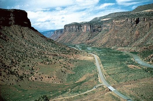 Colorado Plateau Uplift The best-known feature in the Colorado Plateau is the Grand Canyon.