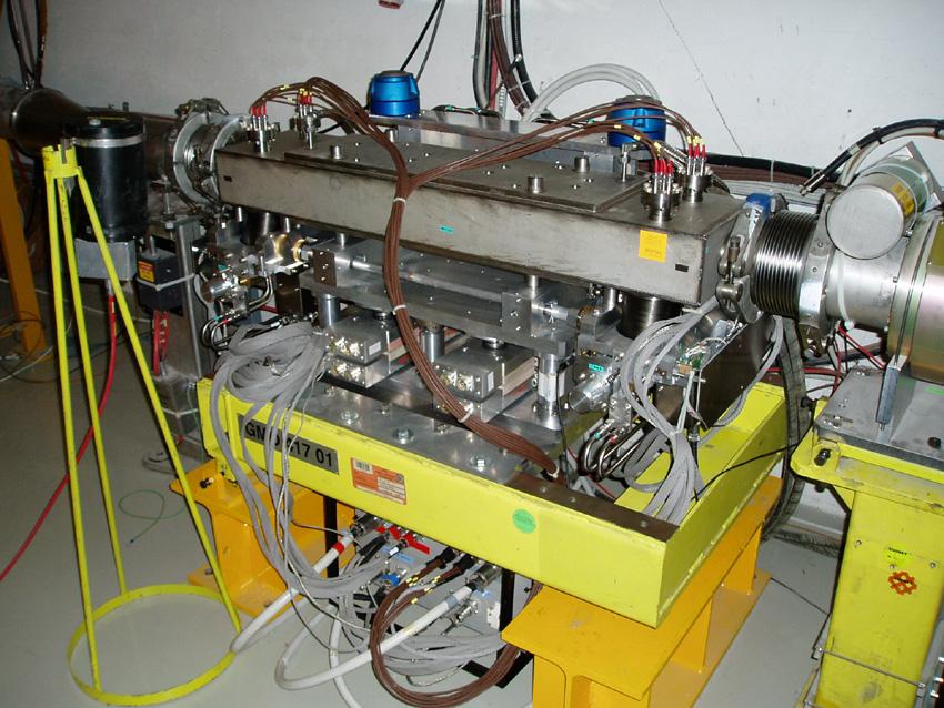 The collimator test with beam at the SPS Goal of the test: Demonstrate the required functionalities of the LHC collimator prototype (mechanical movements, impedance, vacuum, ) Low intensity test: E b