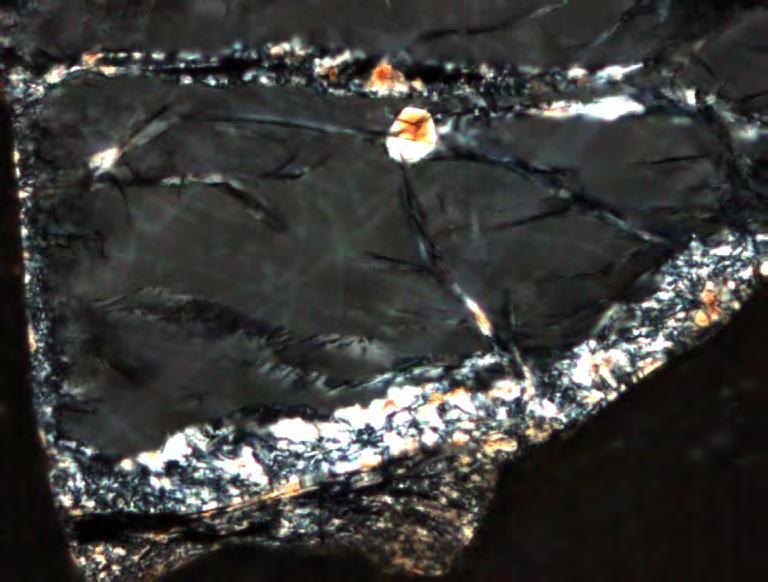 polycrystalline low quartz (trigonal,