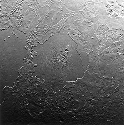 15 Triton Like Enceladus and the Uranian satellites, Triton is dominated by water/ice and is rich in volatiles like ammonia, nitrogen and methane.