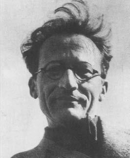 Schrödinger s Wave Equations In 1926, Erwin Schrödinger published a general theory of matter waves.
