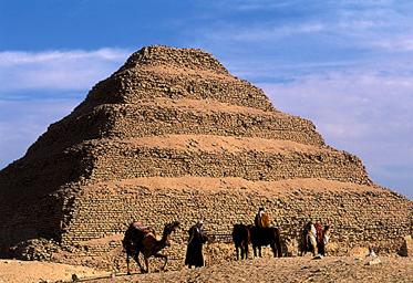 THE OLDEST PYRAMID Step Pyramid 2600s BC- King Zoser Architect: Imhotep Build pyramid of stone not mud brick One flat-topped structure over another
