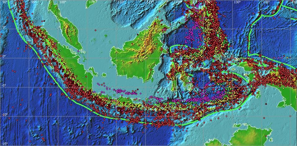 Tectonic and Seismicity of Indonesia The tectonics of Indonesia are very complex, located between two continental plates: the Eurasian Plate and Australian Plate and between two oceanic plates: the