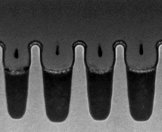 image showing silicon atoms (dumbells) Plasma doping