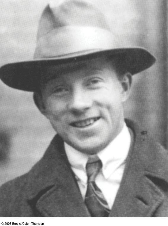 Werner Heisenberg 1901 1976 Developed an abstract mathematical model to explain wavelengths of spectral lines Called matrix