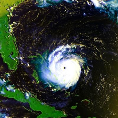8/23/92 o Andrew reaches peak intensity classified as borderline Category 4-5 o passes over Bahamas storm surges