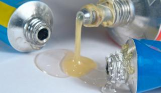 3-49 Epoxy Glues Two-component expoxy adhesives: + Cl a bisphenol A