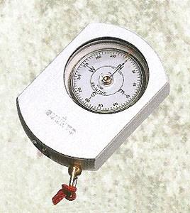 Possibility of reading the clinometer and the compass without changing the position of