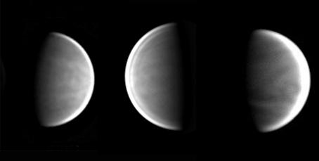 II THE ATMOSPHERE OF VENUS : IN IR The near infrared reveals more deeper cloud layers, found some ten kilometers lower than the UV clouds (altitude = 60 km).