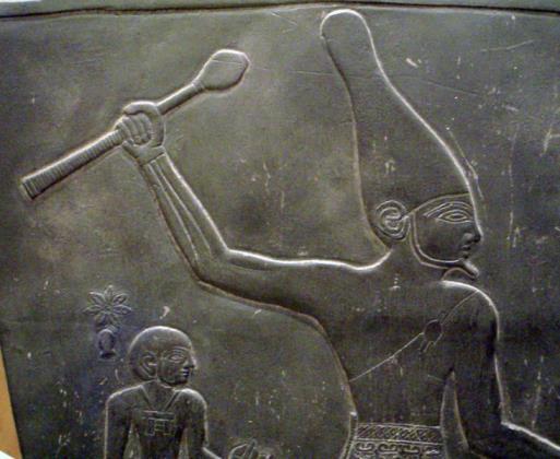 depicts King Narmer wearing