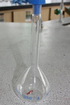 Making a solution Weigh the sample bottle containing the required mass of solid on a 2 dp balance Transfer to beaker and reweigh sample bottle Record the difference in mass Add 100cm 3 of distilled